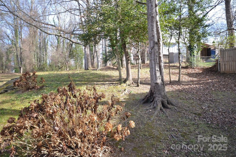 99999 London Rd, Asheville, NC 28803