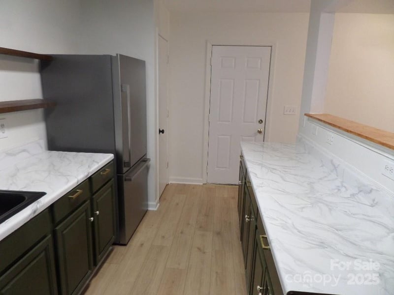 3216 Lasalle St, Charlotte, NC 28216