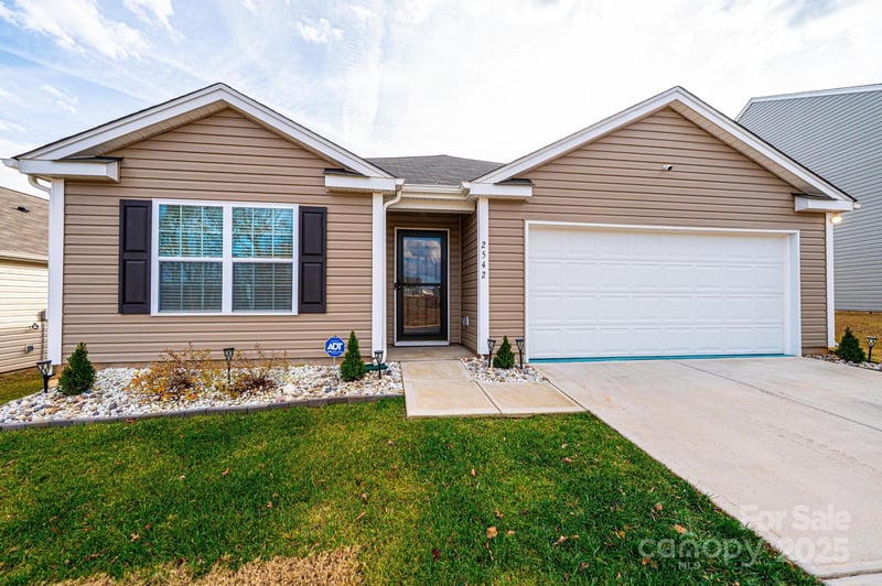 2542 Goose Fair Rd, Maiden, NC 28650