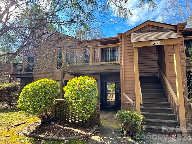 50 Ravencroft Ln, Asheville, NC 28803