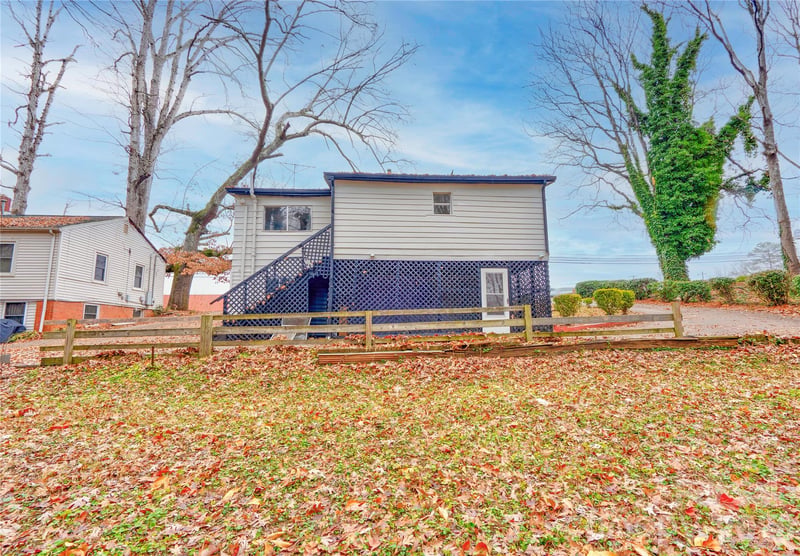 704 Earl Rd, Shelby, NC 28150