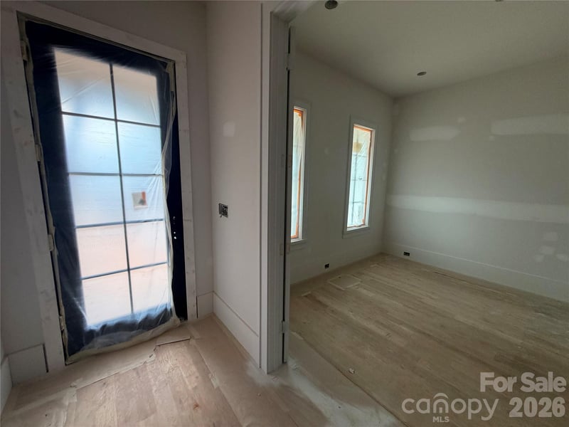 4201 Commonwealth Ave, Charlotte, NC 28205