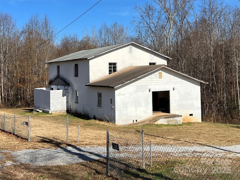 2513 Lafayette St, Shelby, NC 28152