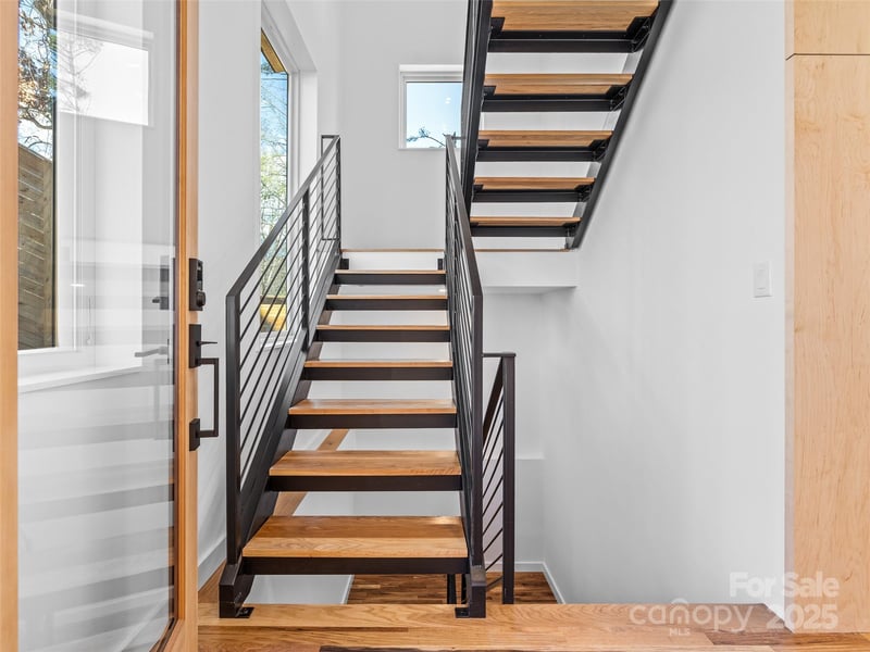 173 Houston Pl, Asheville, NC 28801