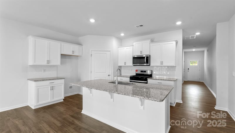 167 Farmwood Trl, Waynesville, NC 28786