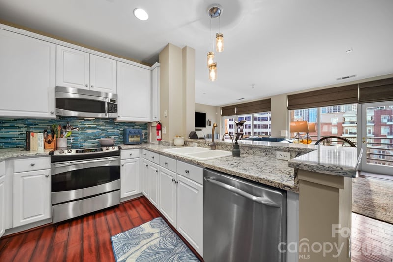 400 N Church St #521, Charlotte, NC 28202