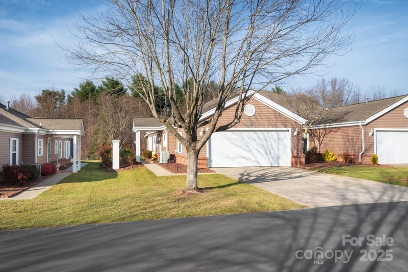 11-C Heather Way, Candler, NC 28715