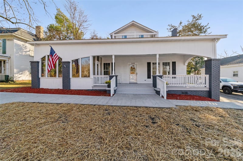 208 Hall St, Wadesboro, NC 28170