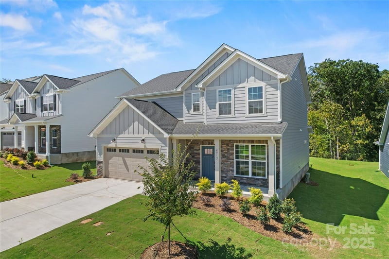 2012 Waxhaw Crossing Dr, Waxhaw, NC 28173