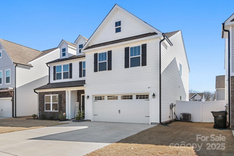 838 Foxglove Ln, York, SC 29745