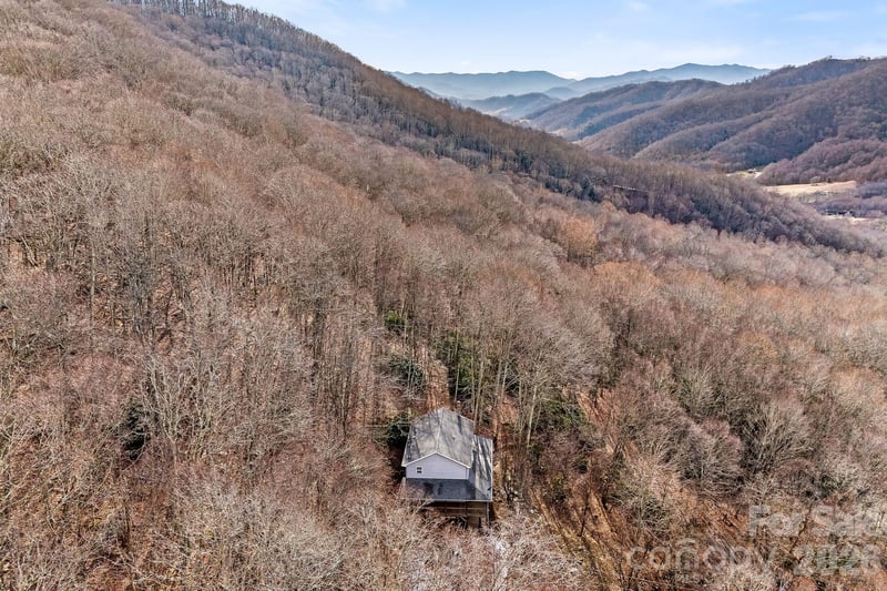 842 Grouse Rd, Clyde, NC 28721