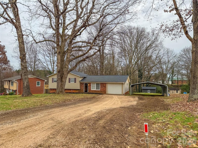 130 Powder Horn Rd, Mooresville, NC 28115