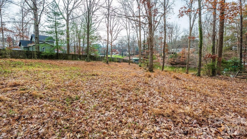 8237 Lymnos Ln, Sherrills Ford, NC 28673