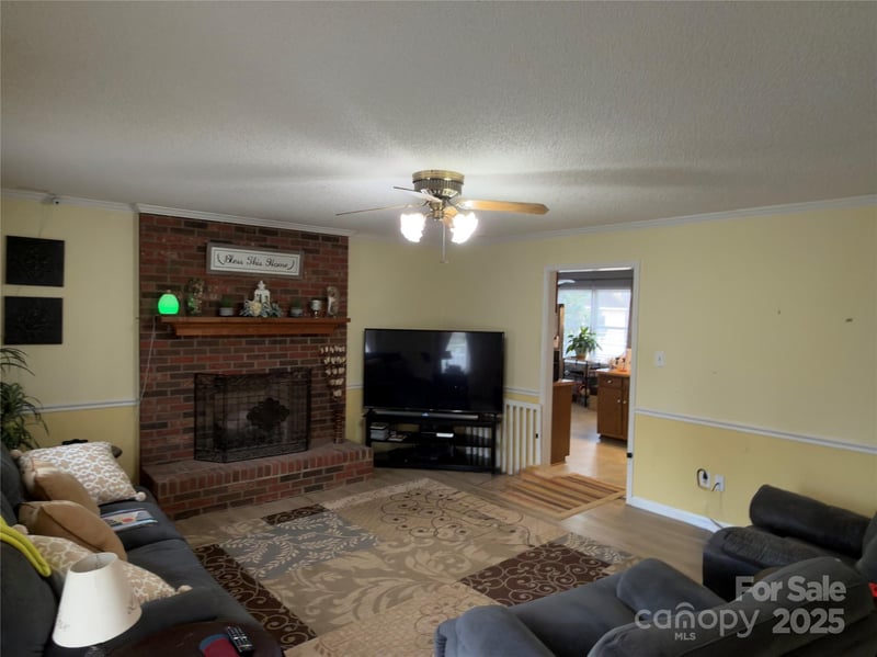 205 Willow Dr, Salisbury, NC 28146