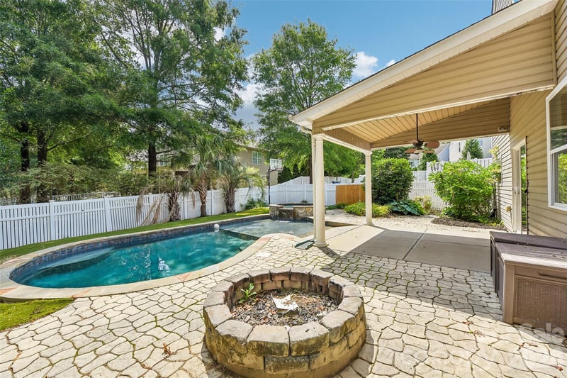 426 Garden Grove Rd, Fort Mill, SC 29708