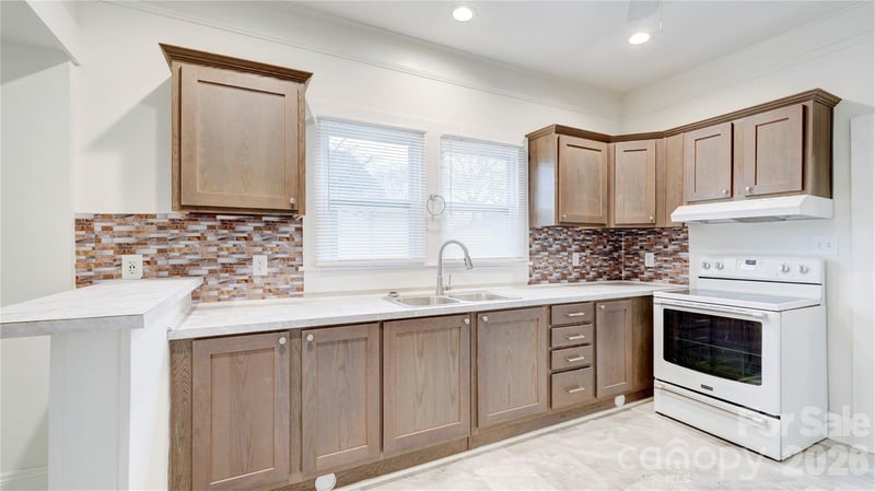1003 Cannon Blvd, Kannapolis, NC 28083