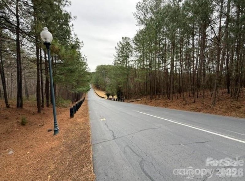 5501 Bridgewater Dr, Granite Falls, NC 28630