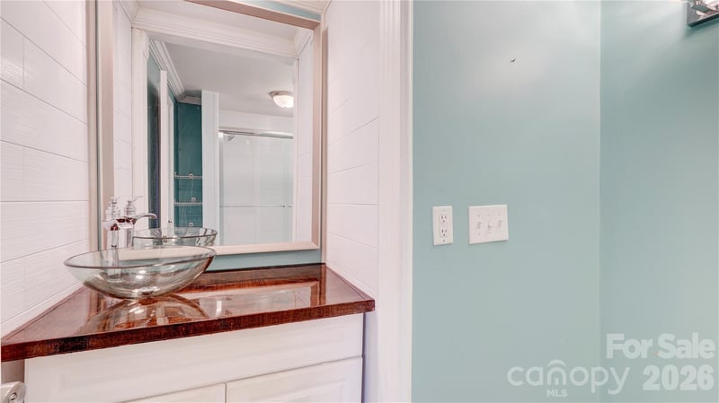 1001 Cannon Blvd, Kannapolis, NC 28083