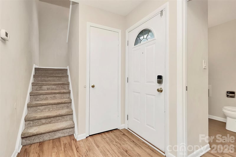 8022 Princess Ann Dr, Charlotte, NC 28212