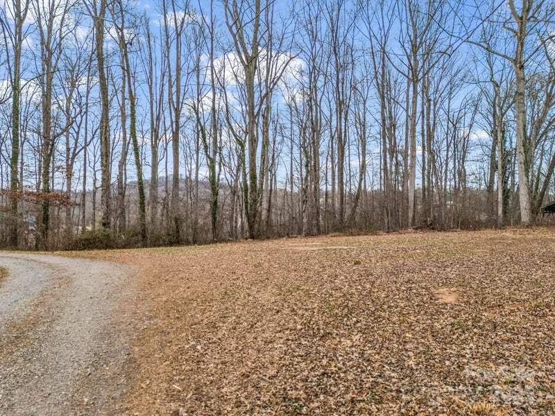 660 Glenn Bridge Rd, Arden, NC 28704