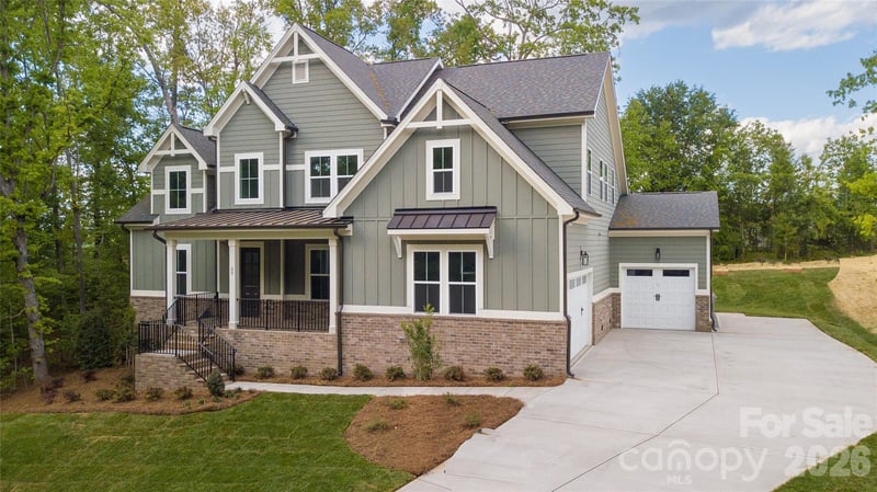80 42nd Ave #39, Hickory, NC 28691