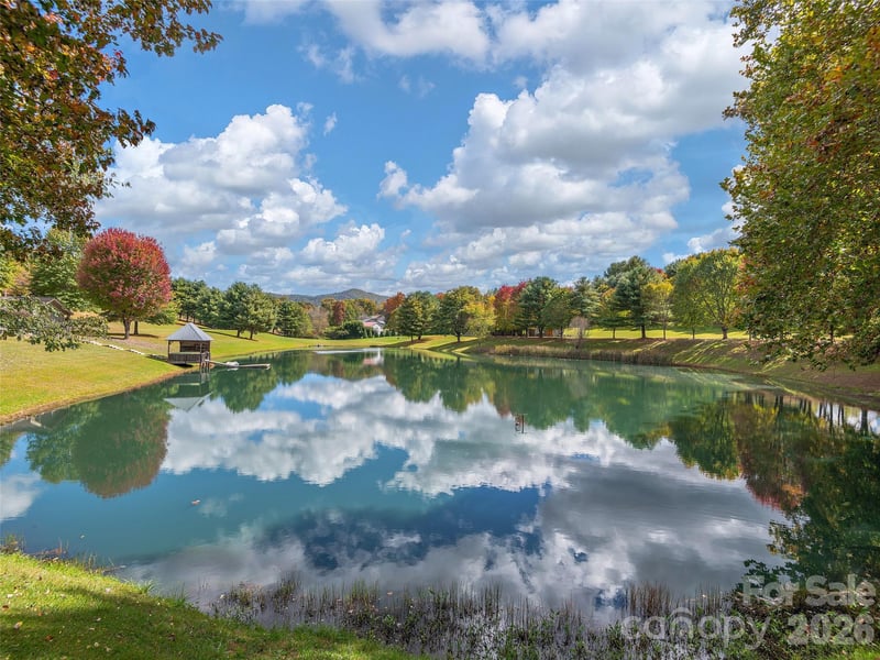 355 Johnson Dr, Canton, NC 28716
