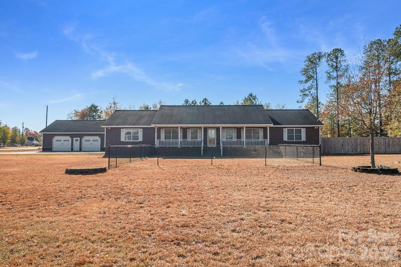 1295 Cattle Ridge Rd, Cheraw, SC 29520