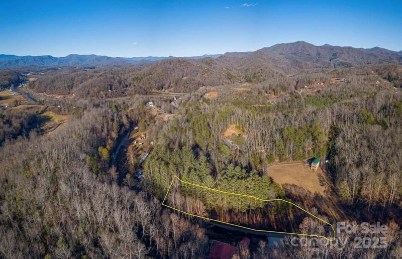00 Cougar Ln, Whittier, NC 28789
