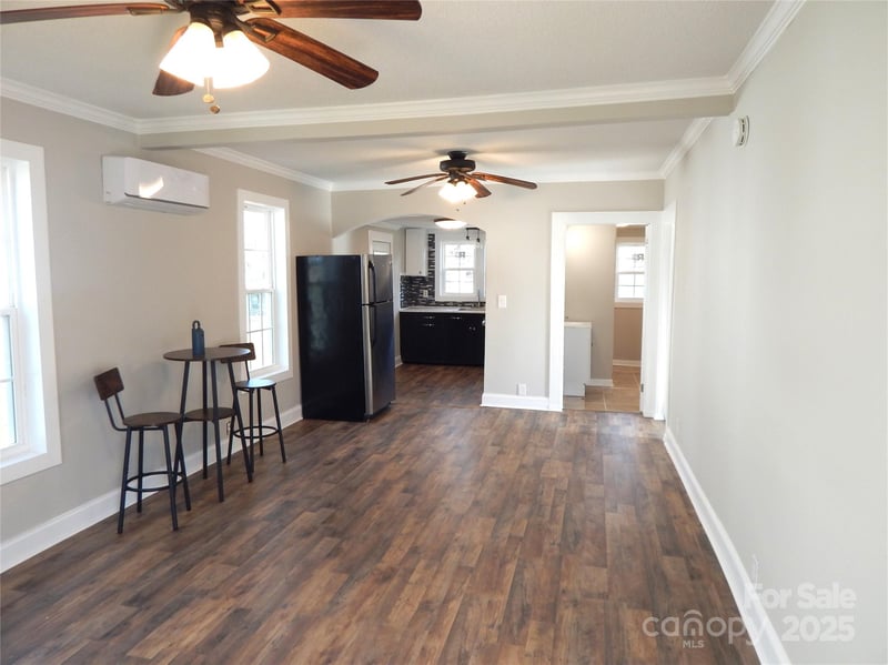 1033 4th St, Statesville, NC 28677