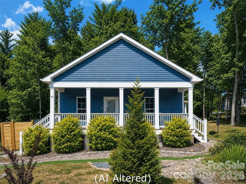 83 Moss Hill Dr, Hendersonville, NC 28792