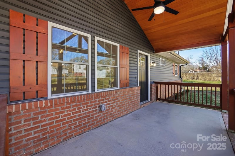 1015 6th Avenue B Ave, Gastonia, NC 28052