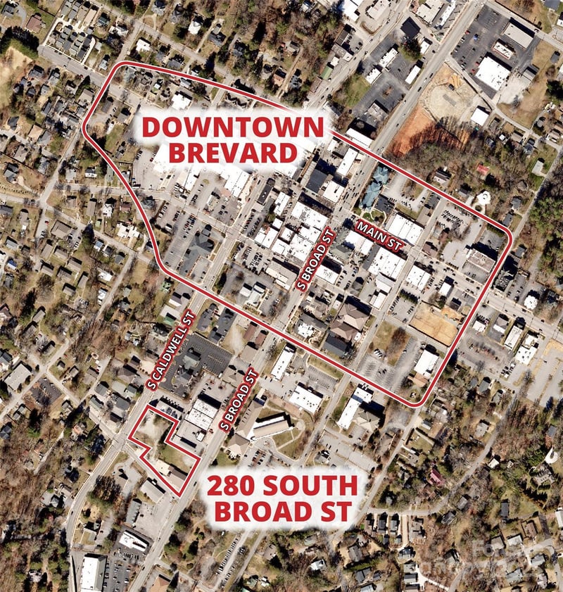 280 Broad St, Brevard, NC 28712
