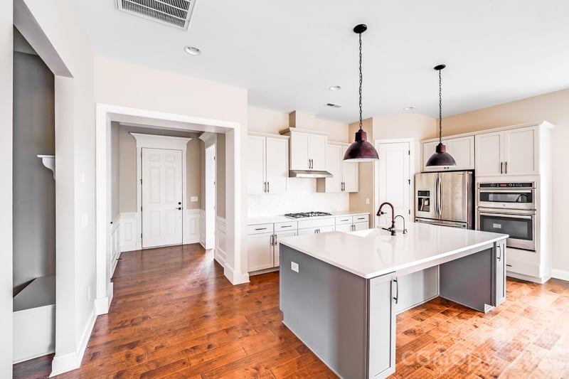 16004 Deer River Rd, Charlotte, NC 28278