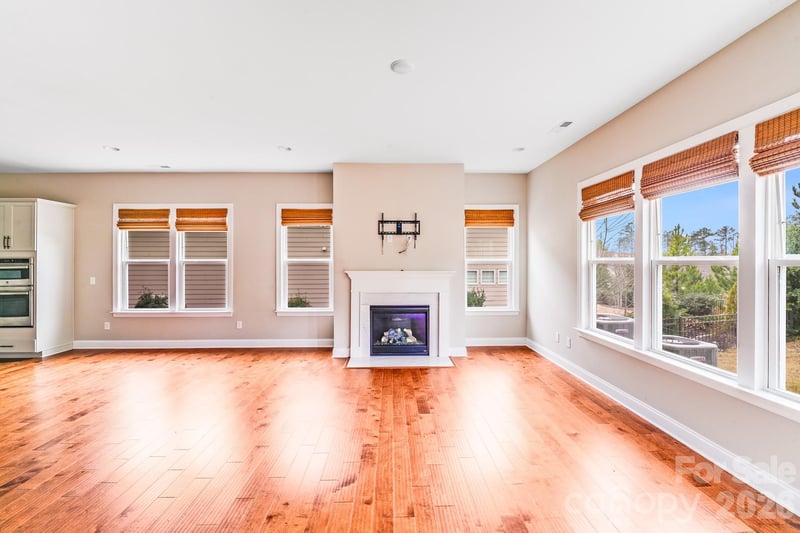 16004 Deer River Rd, Charlotte, NC 28278