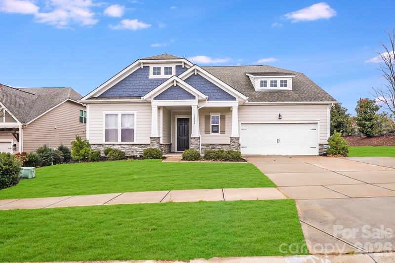 16004 Deer River Rd, Charlotte, NC 28278