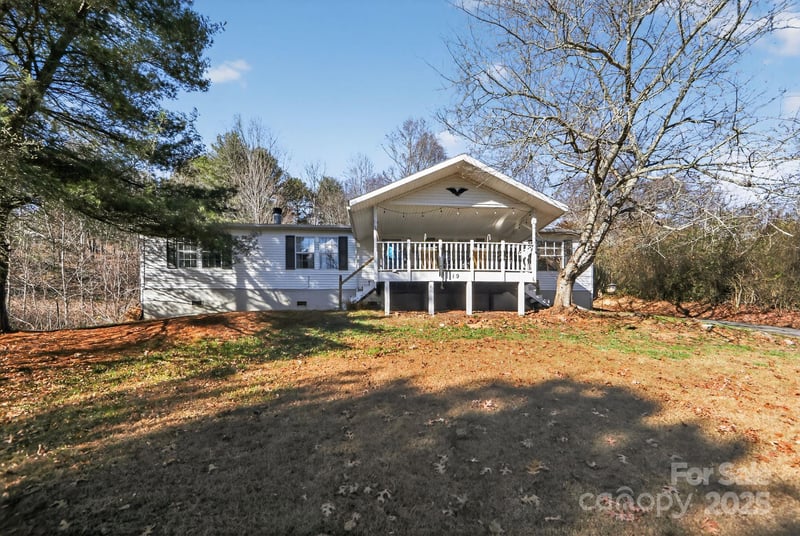 19 R Morton Ln, Asheville, NC 28806