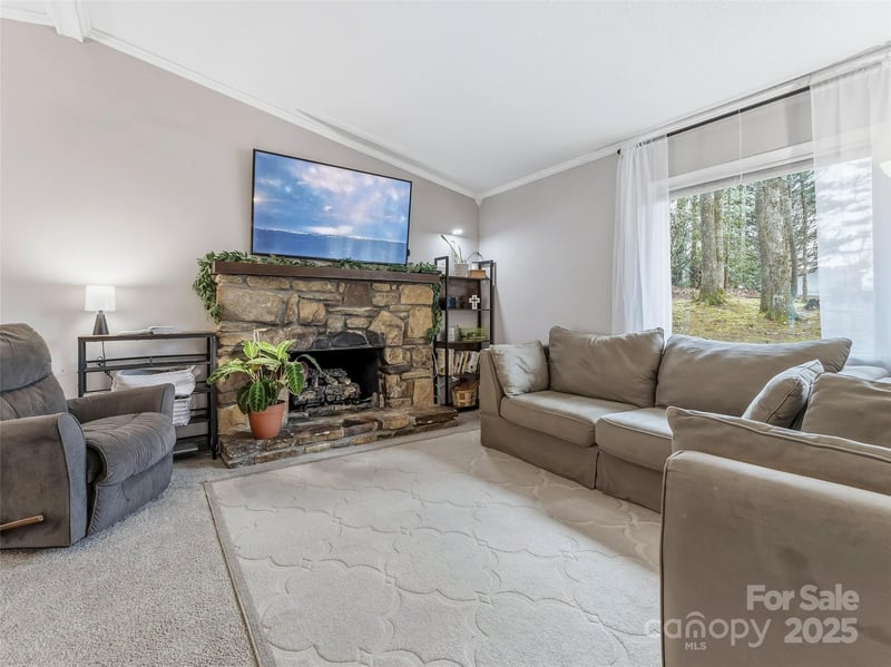 531 Three Mile Knob Rd, Pisgah Forest, NC 28768