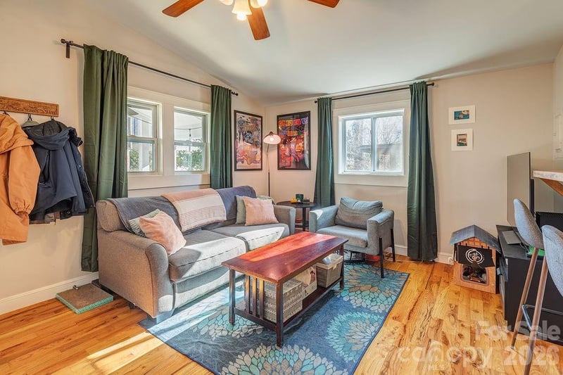 54 Liberty St, Asheville, NC 28801