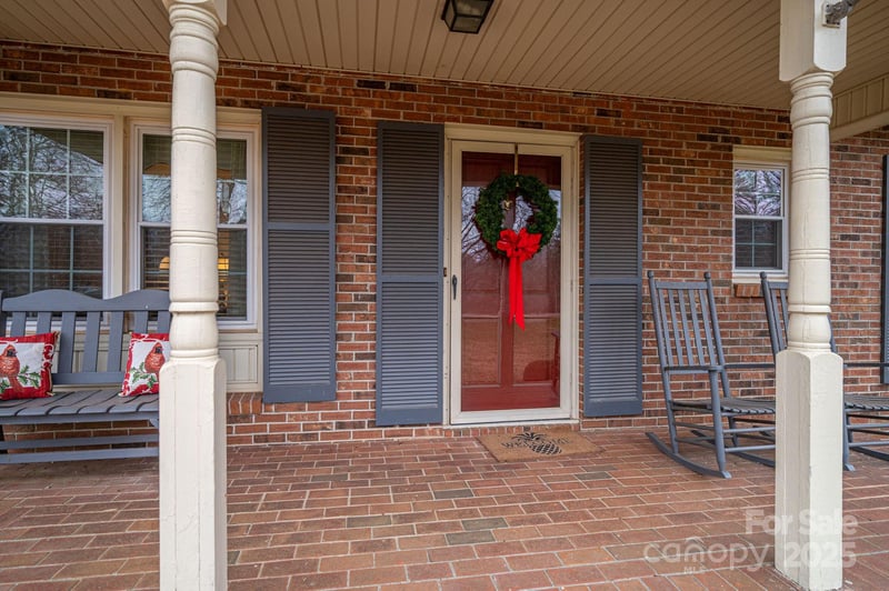 113 Old Stagecoach Rd, Lawndale, NC 28090