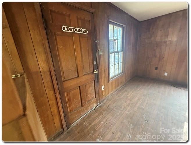 515 Maple St, Dallas, NC 28034