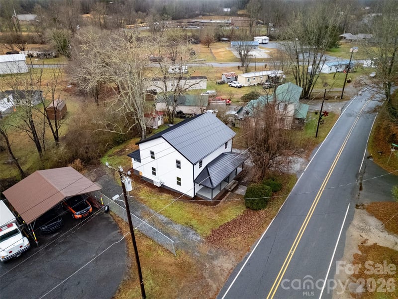 576 Pickens Hw, Rosman, NC 28722