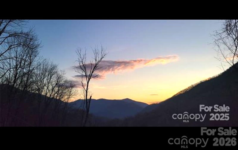 000 Wayah Zooshuga Rd, Maggie Valley, NC 28751