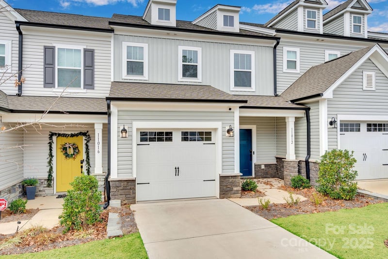 11012 Pagebrook Ln, Charlotte, NC 28214