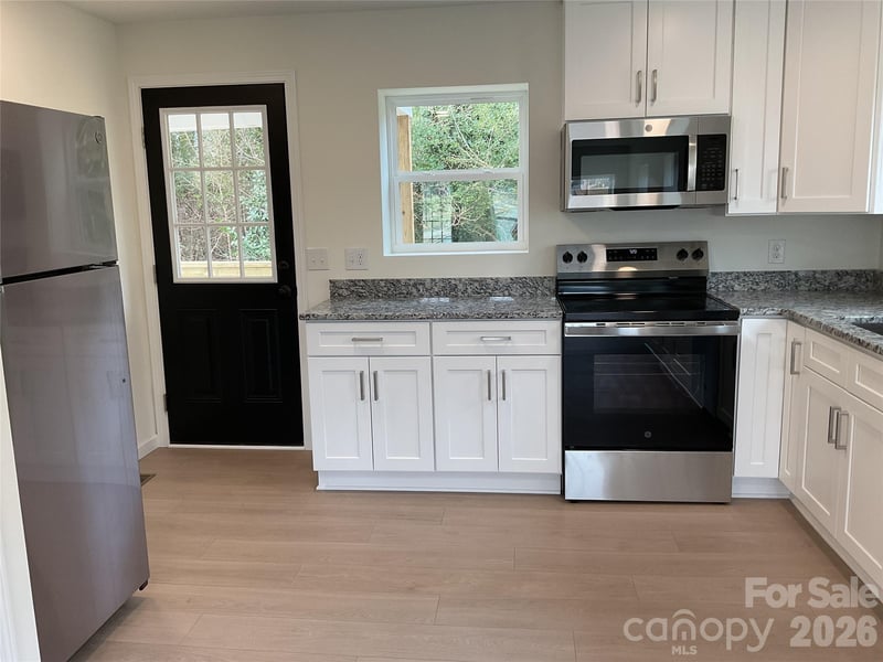 298 Church St, Forest City, NC 28043