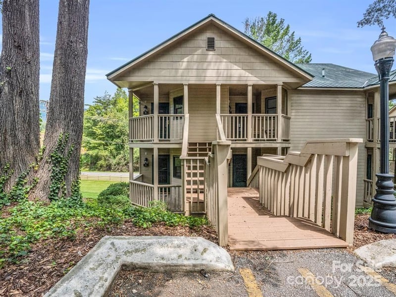 160 Whitney Blvd, Lake Lure, NC 28746