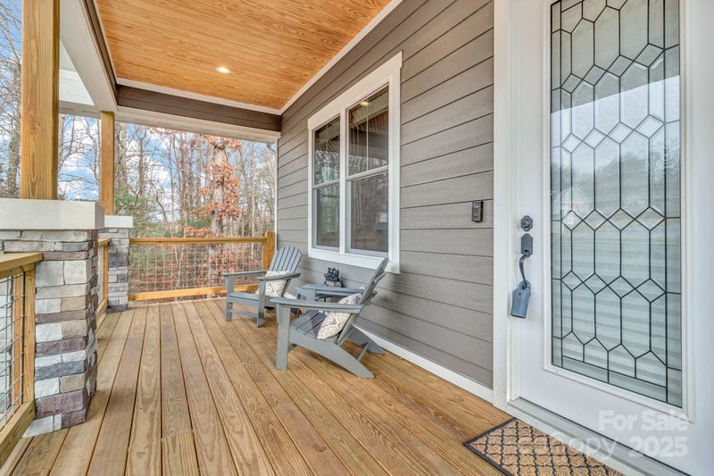 14 Cider Hill Ln, Hendersonville, NC 28792