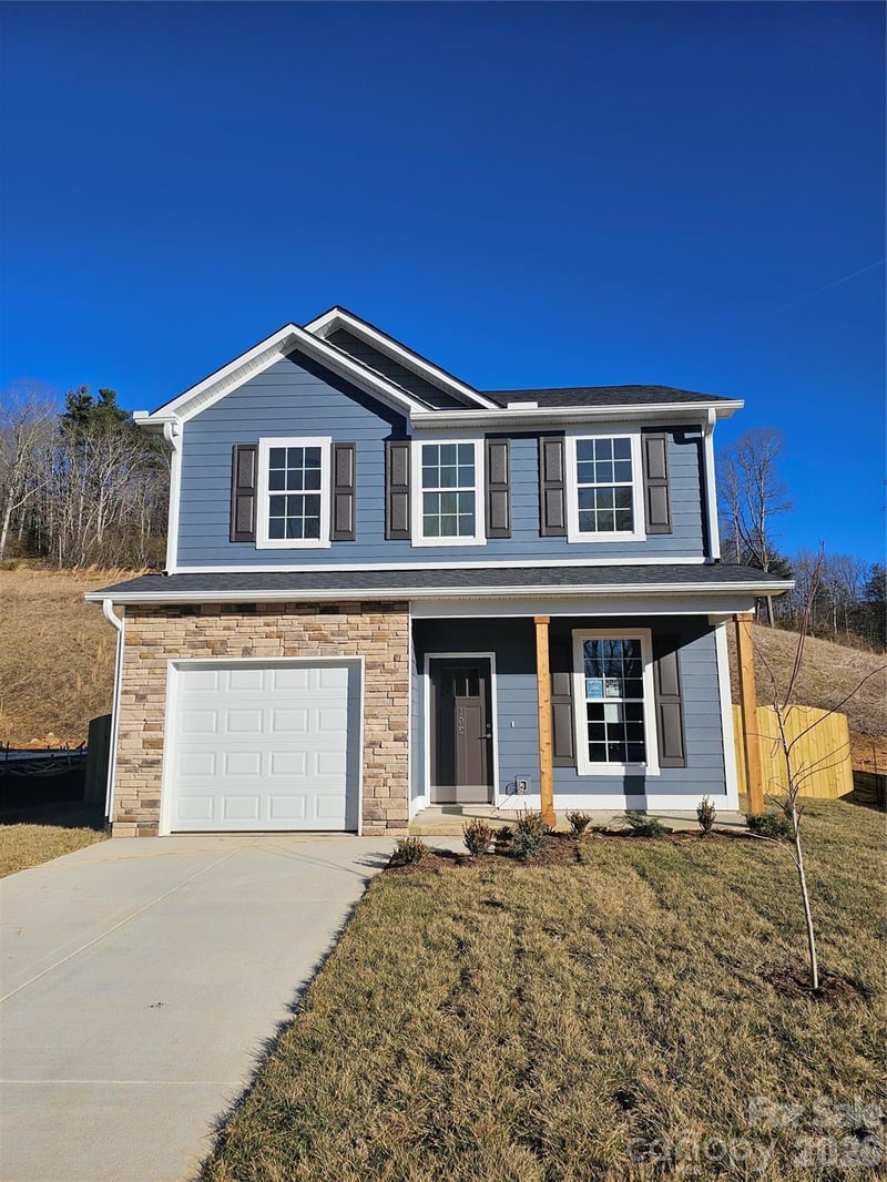 109 Crew Ln, Black Mountain, NC 28711