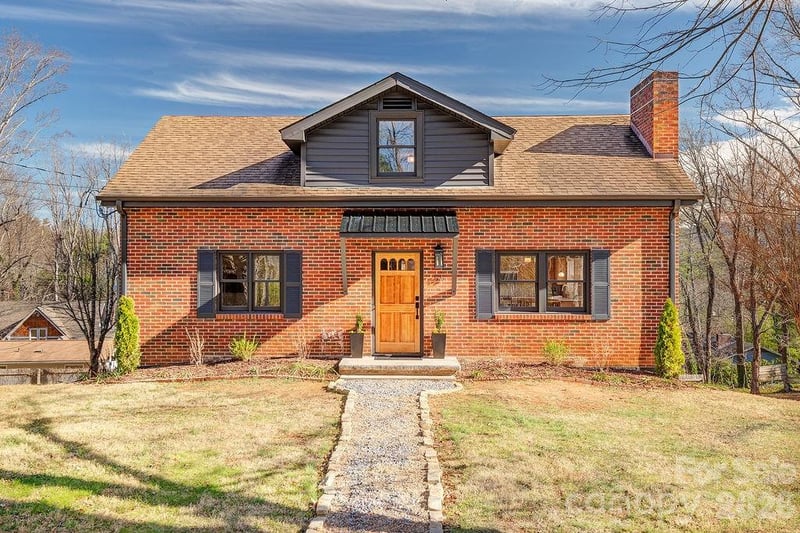 55 Cisco Rd, Asheville, NC 28805