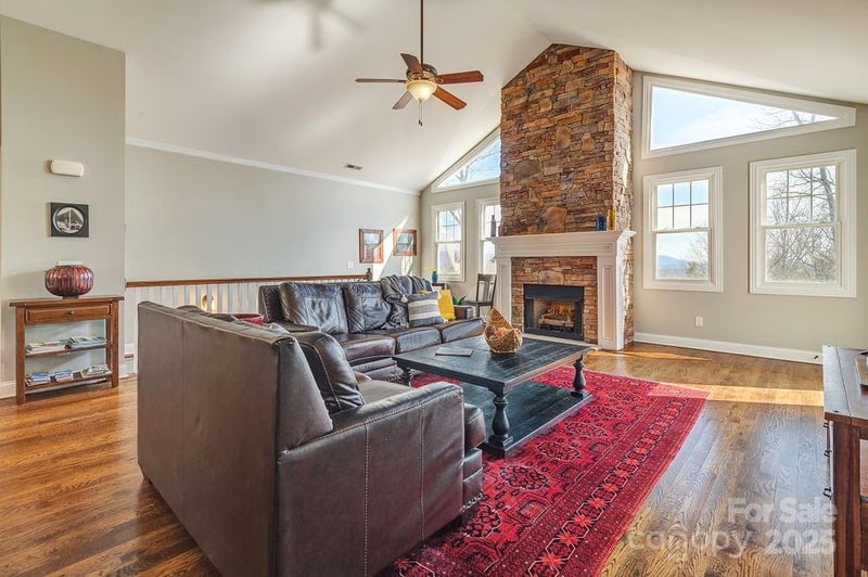 61 Buckle Rg, Weaverville, NC 28787