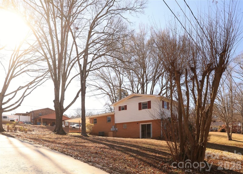 1521 19th St, Hickory, NC 28602
